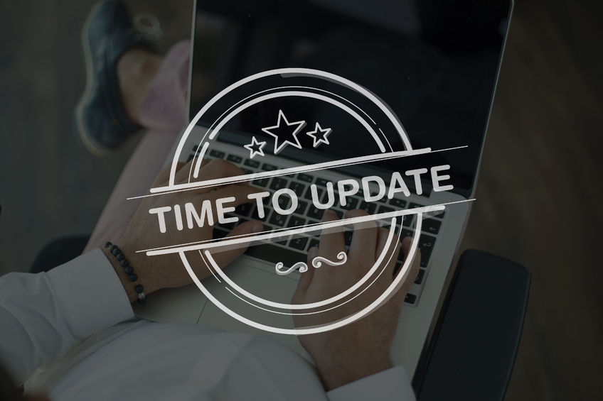 ESSENTIAL GUIDE TO THE BEST REAL ESTATE WEBSITE DESIGN-Update your Website ESSENTIAL GUIDE TO THE BEST REAL ESTATE WEBSITE DESIGN-Update your Website